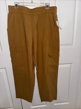 a new day women’s Cargo Pants in Caramel Brown size L